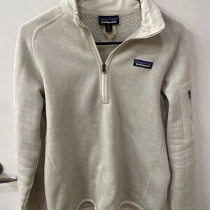 Patagonia  Women’s Cream Quarter Zip